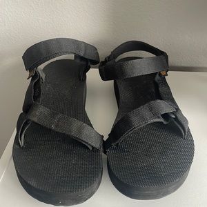 Platform Tevas